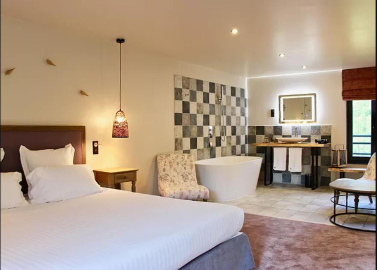 Hotel Le Moulin Fouret Saint-Aubin-le-Vertueux Zewnętrze zdjęcie