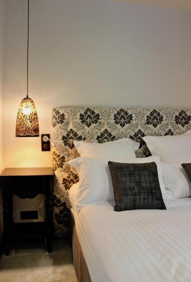 Hotel Le Moulin Fouret Saint-Aubin-le-Vertueux Zewnętrze zdjęcie