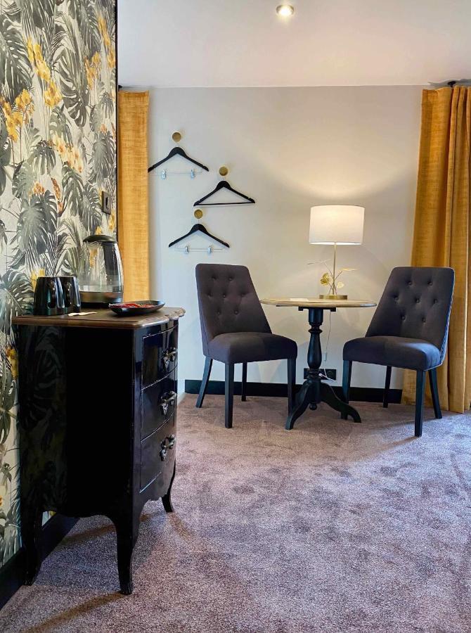 Hotel Le Moulin Fouret Saint-Aubin-le-Vertueux Zewnętrze zdjęcie